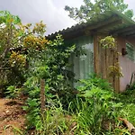 Chalé aconchegante, pertinho da cidade e conectada a natureza